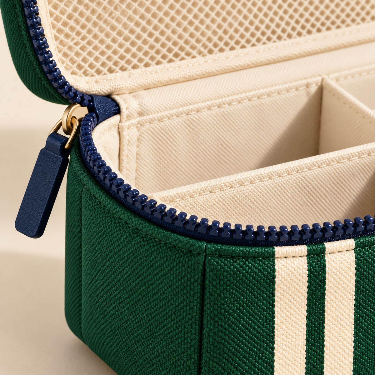 Homenzio Court Accessories Organiser